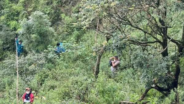 Cả nước hướng về Lạng Sơn: Trời ơi kinhkhung chưa từng thấy